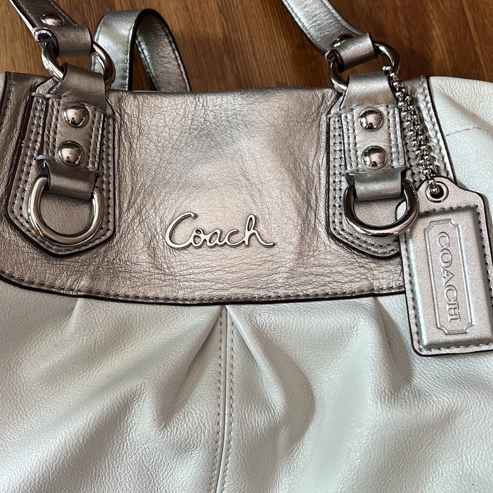 Coach white with silver accent leather shoulder bag, large - Picture 10 of 14